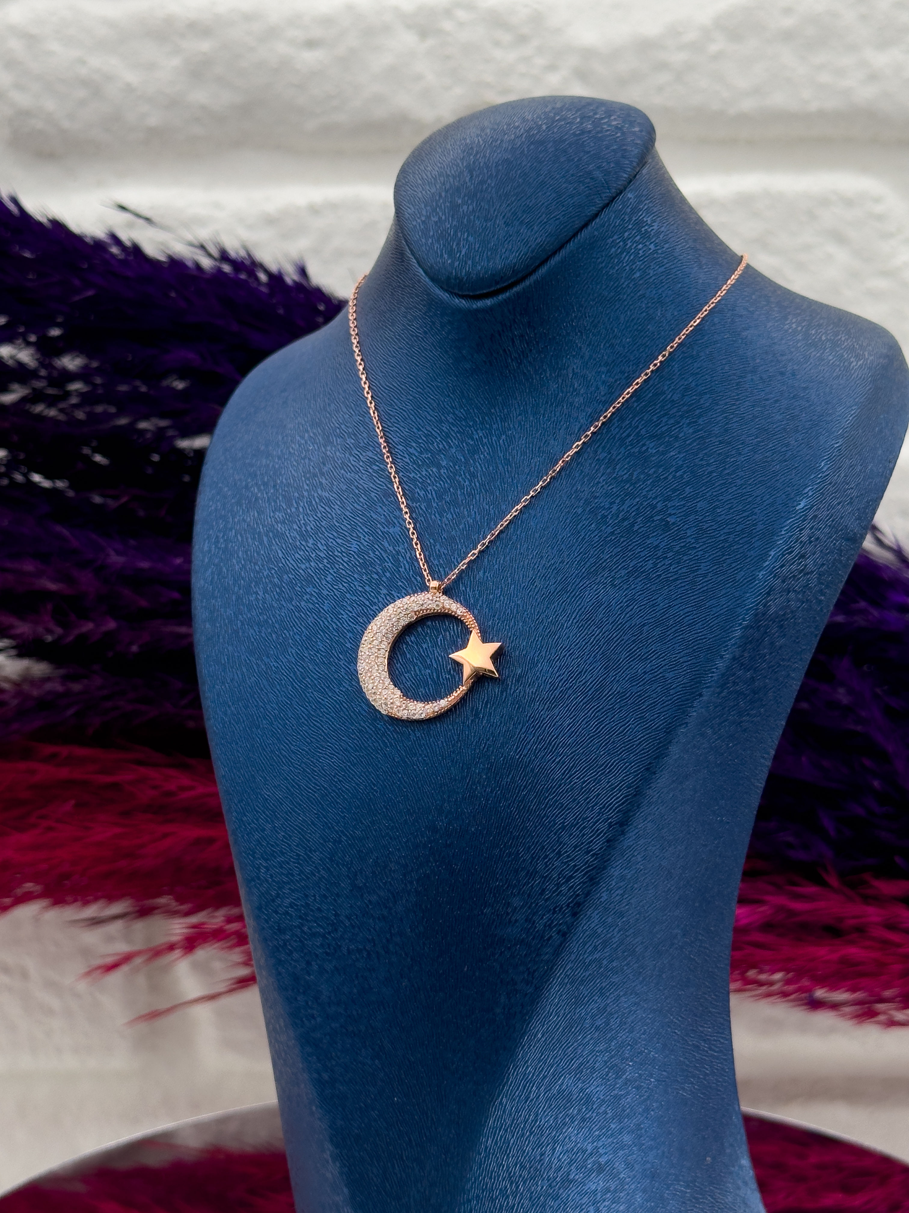 925 Ayar Gümüş Rose Renk Taşlı Ayyıldız Modeli Lüks Kadın Kolye