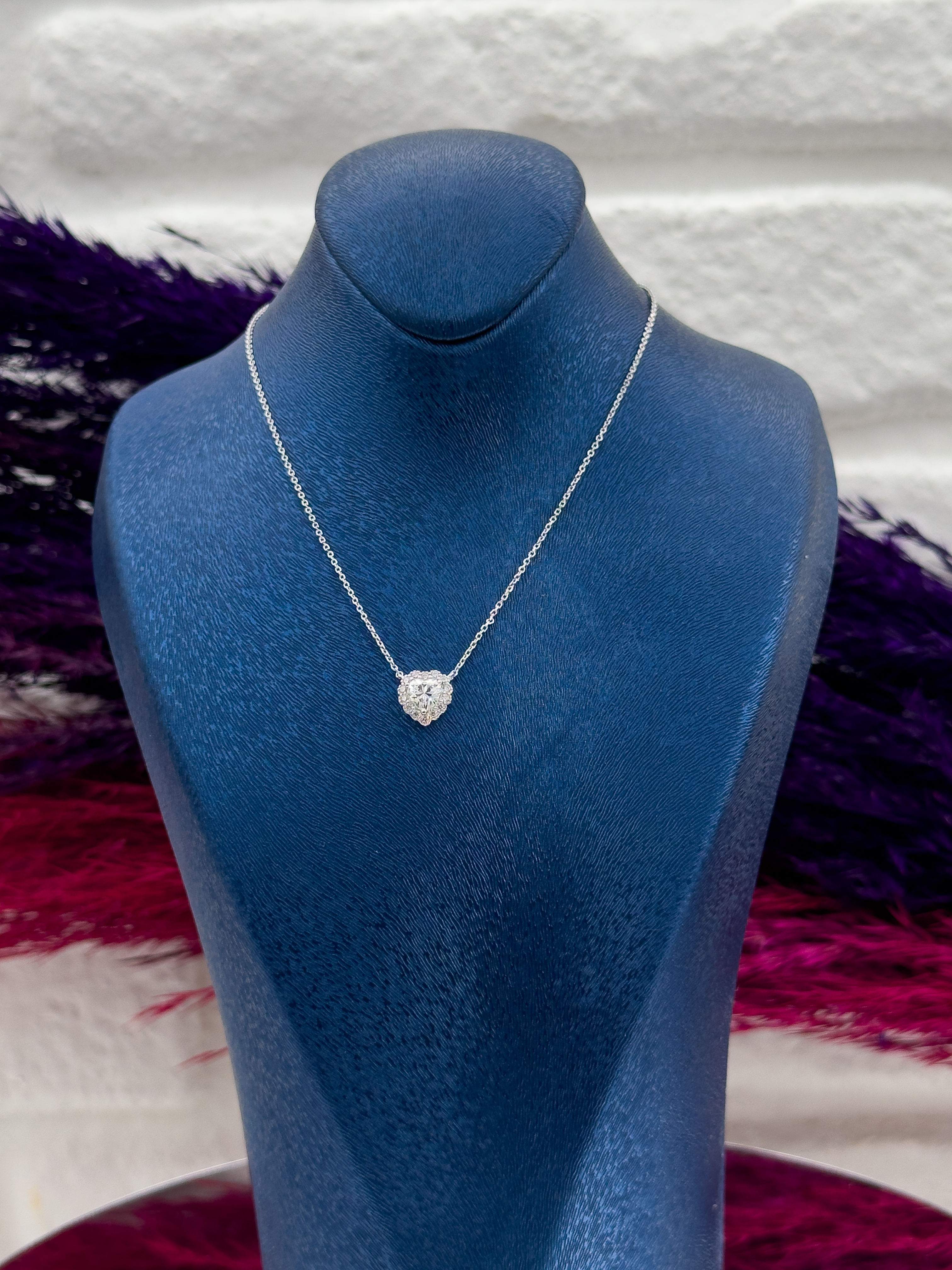 925 Ayar Gümüş Tektaş Kalpli Desenli Popüler Kadın Kolye