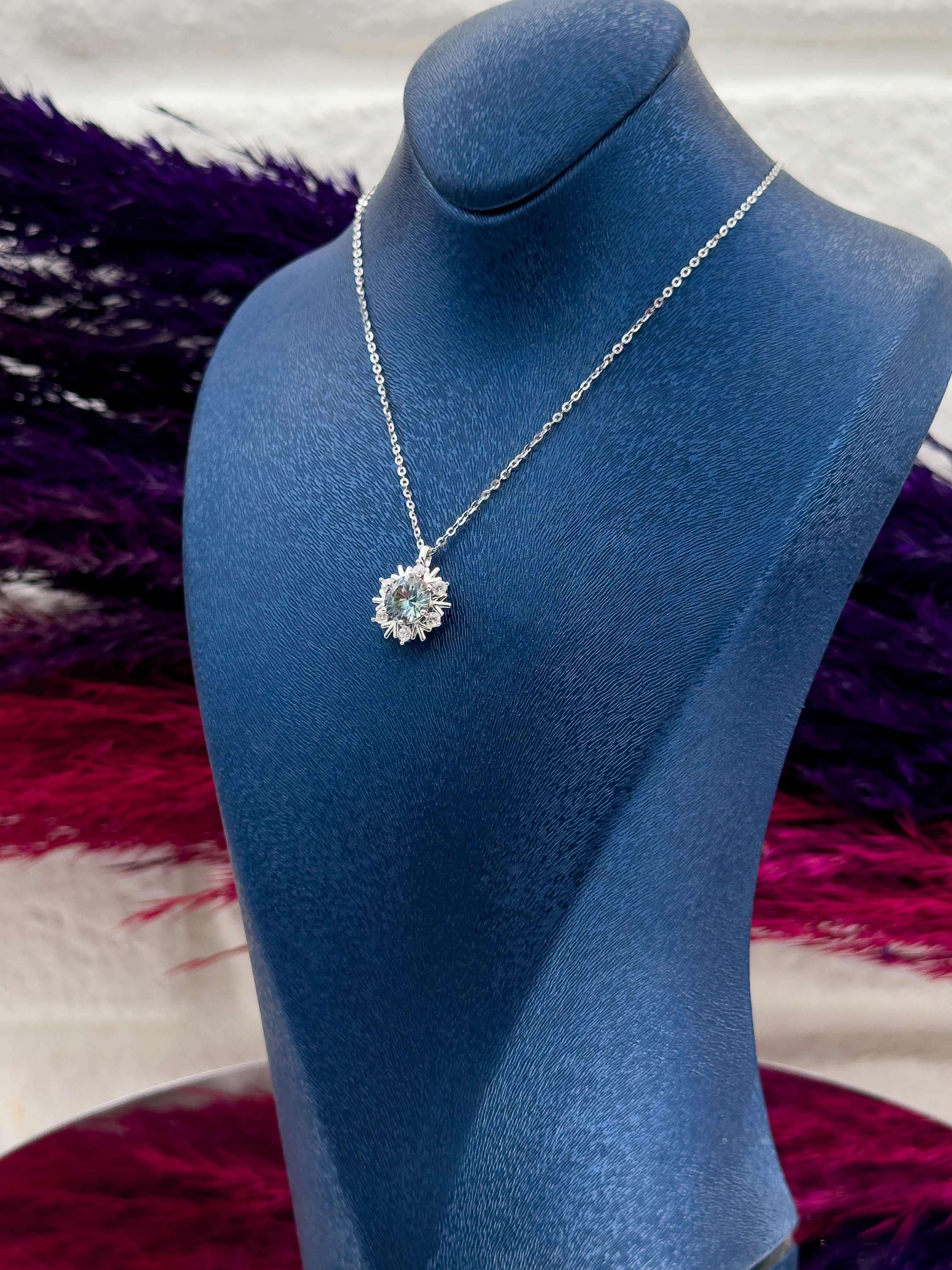 925 Ayar Gümüş Mistik Topaz Taşlı Kar Tanesi Tasarım Zarif Kadın Kolye