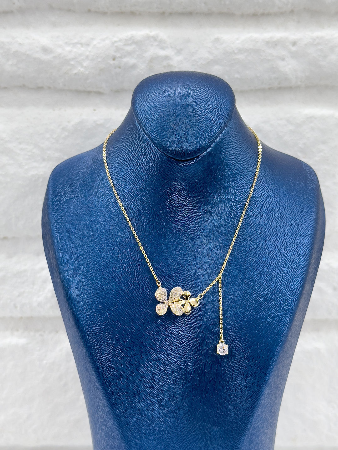 Gold Renk Spor Günlük Kadın Gümüş Kolye