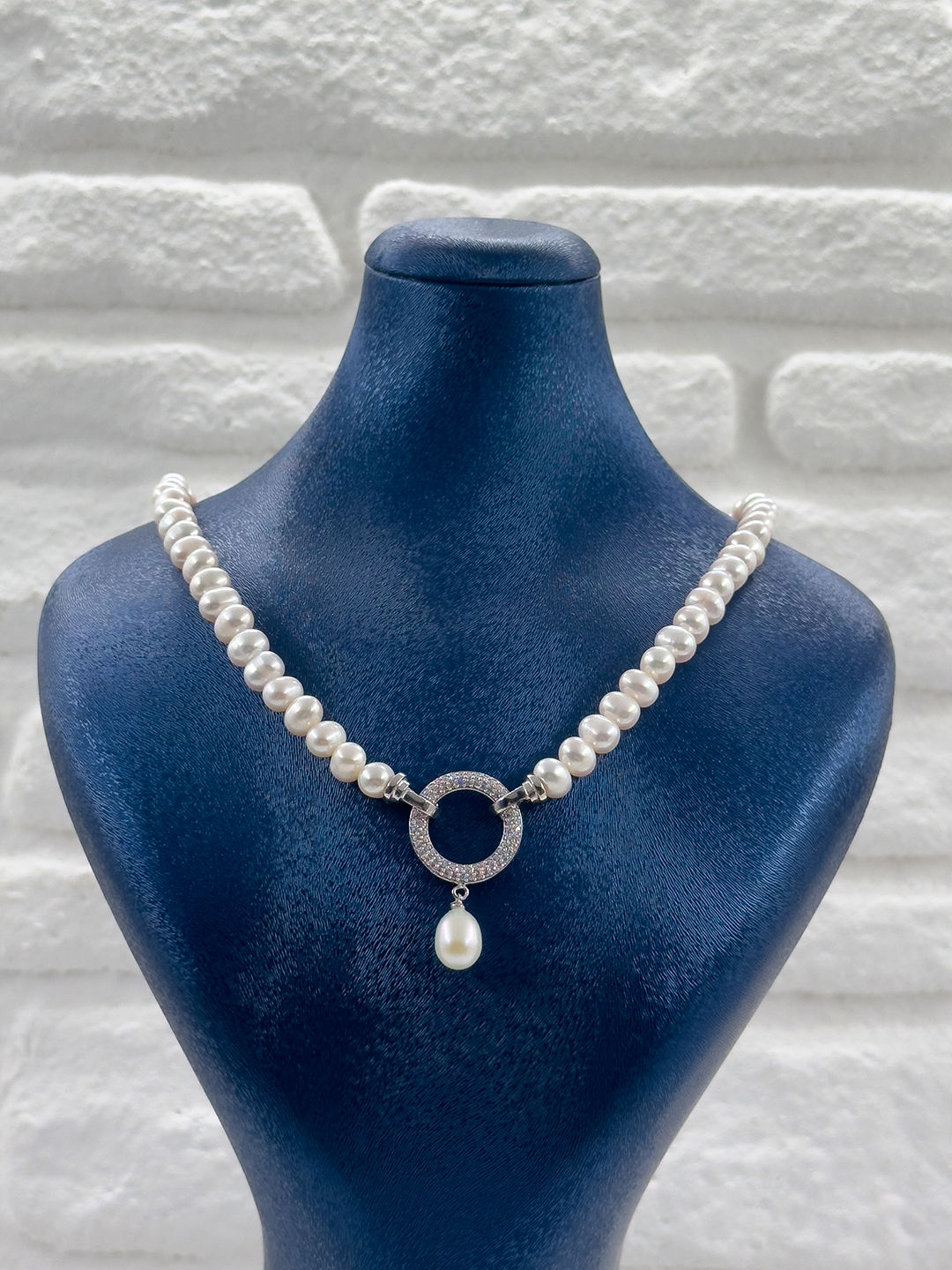 Beyaz İncili Olimpiyat Model Kadın Gümüş Kolye