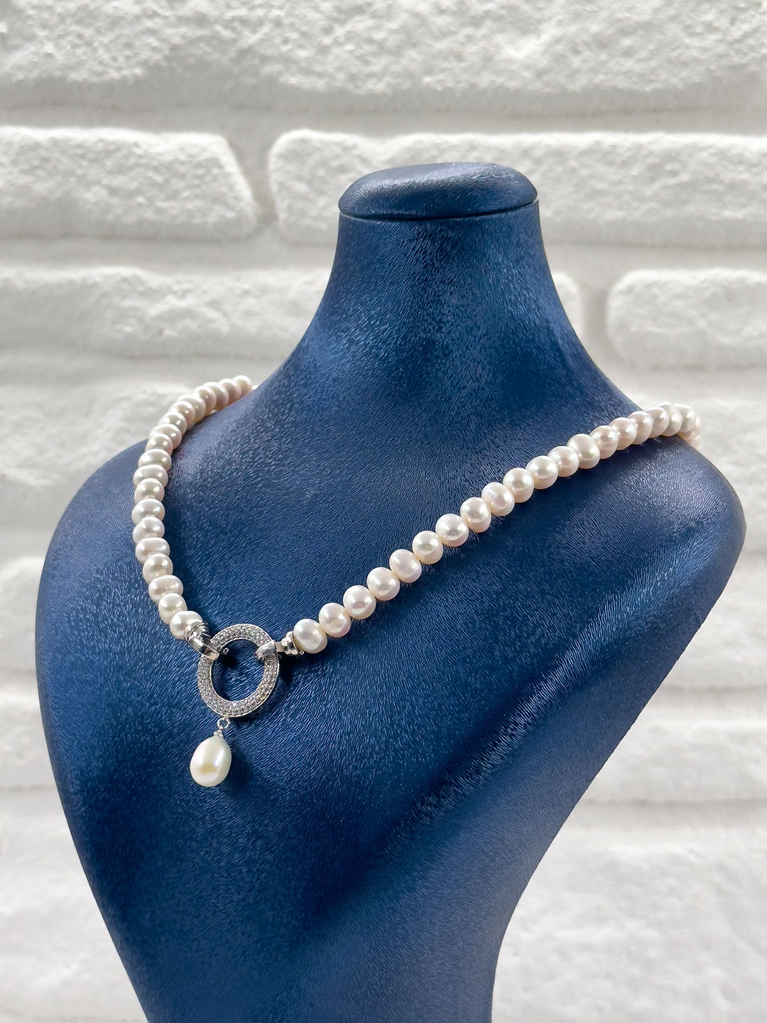 Beyaz İncili Olimpiyat Model Kadın Gümüş Kolye