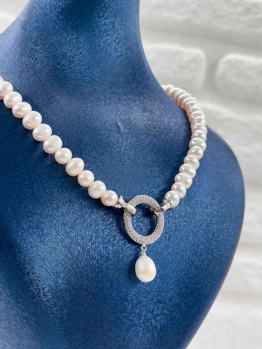 Beyaz İncili Olimpiyat Model Kadın Gümüş Kolye