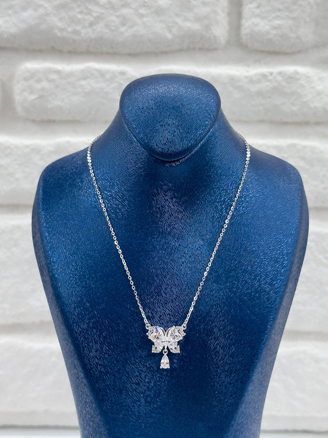 Özel Tasarım Damla Model Kadın Gümüş Kolye - Minimal Kolye