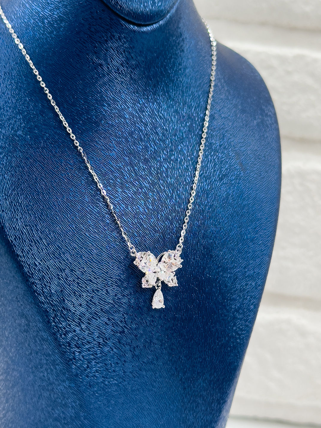 Özel Tasarım Damla Model Kadın Gümüş Kolye - Minimal Kolye