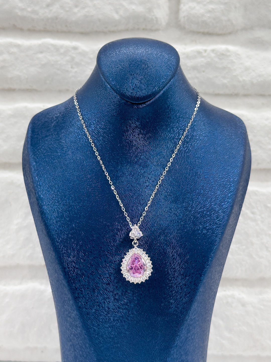 Pırlanta Montür Pembe Kuvars Taşlı Kadın Gümüş Kolye