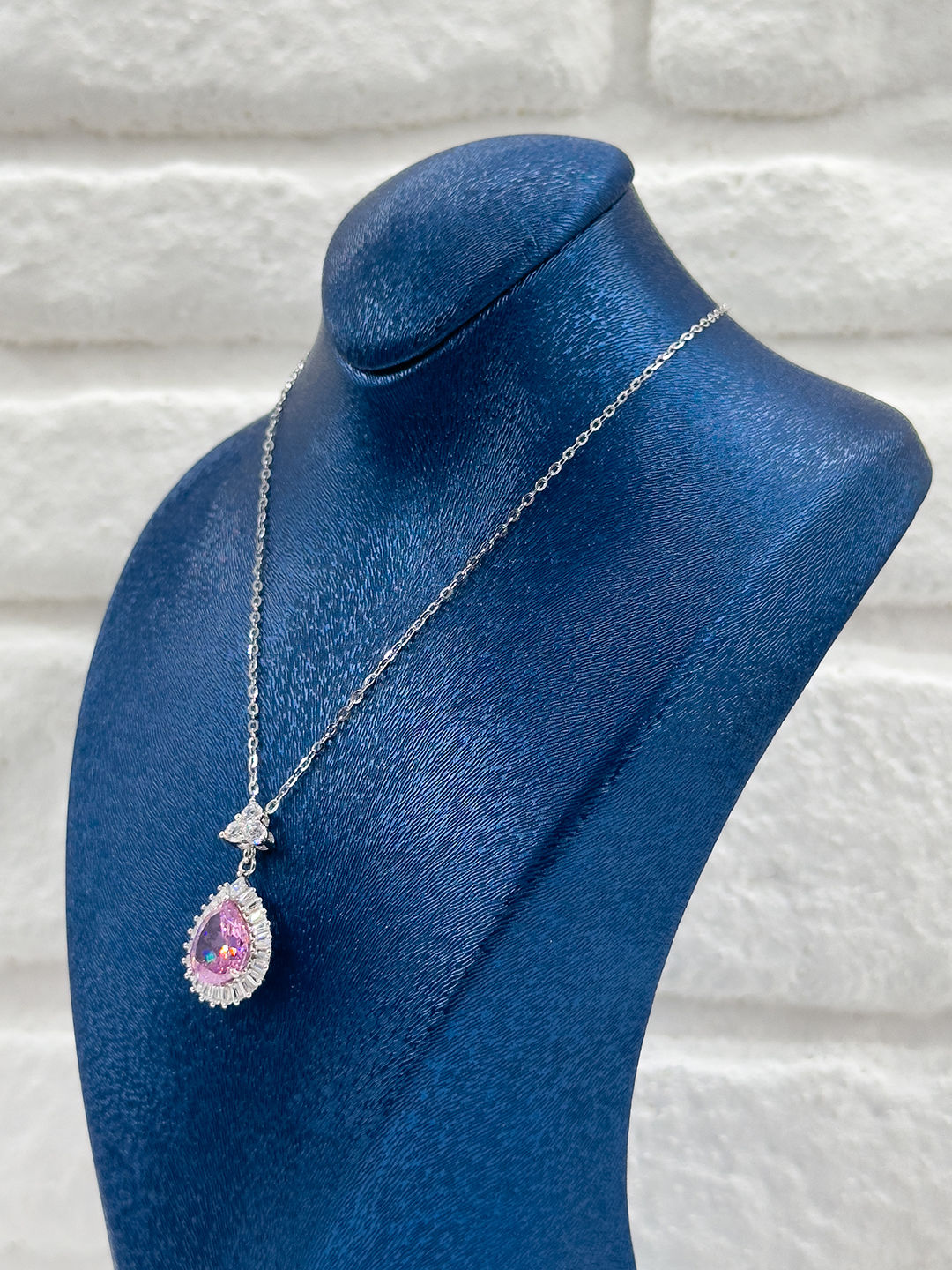 Pırlanta Montür Pembe Kuvars Taşlı Kadın Gümüş Kolye