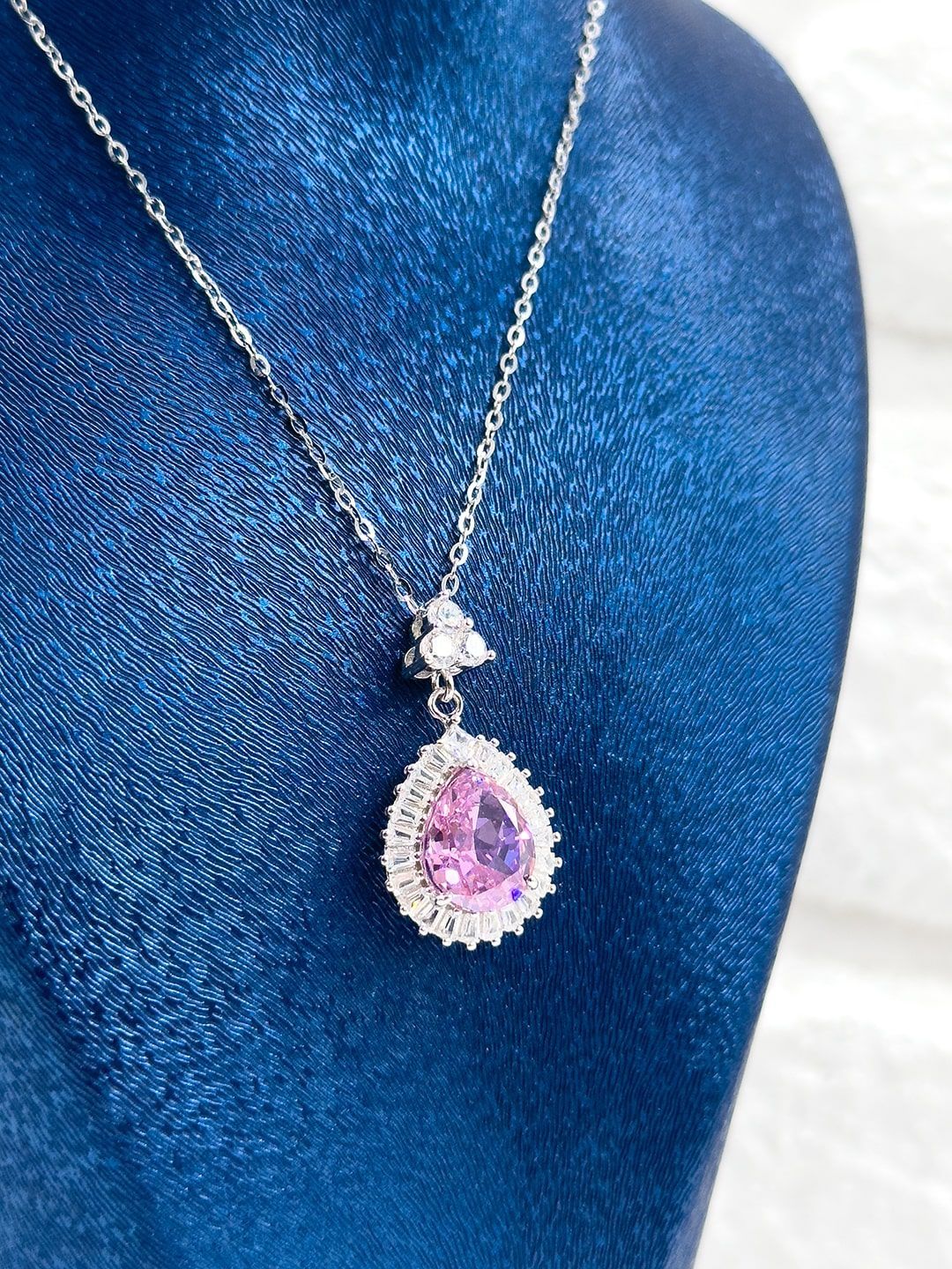 Pırlanta Montür Pembe Kuvars Taşlı Kadın Gümüş Kolye