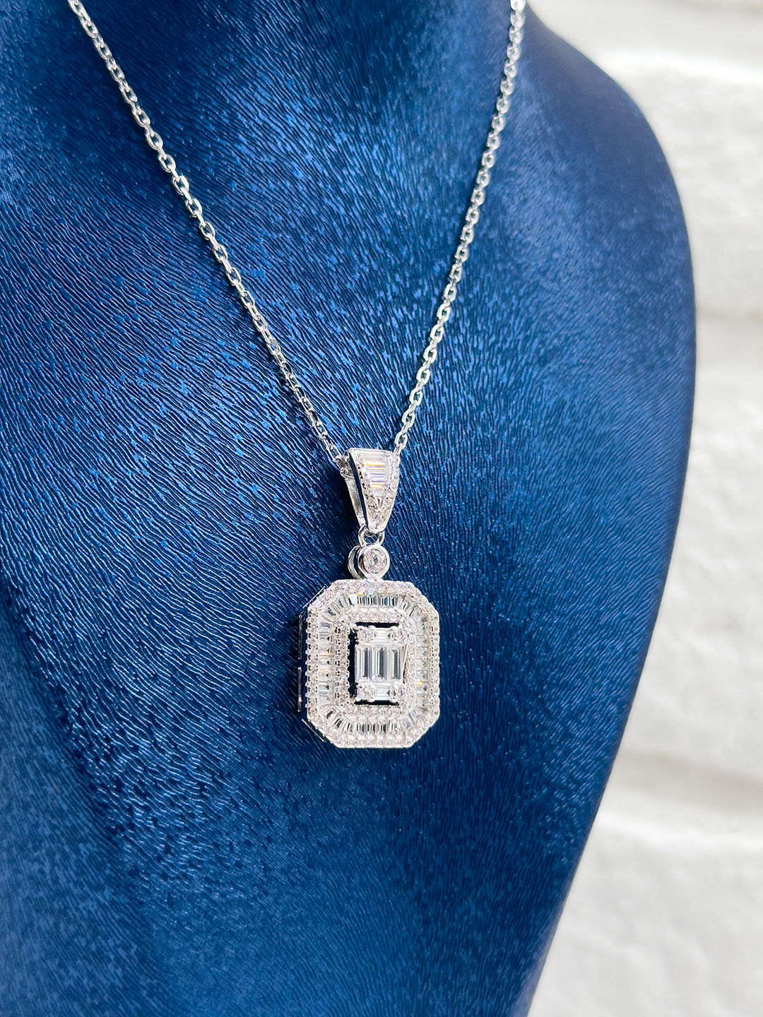 Pırlanta Montür Baget Taşlı Kadın Gümüş Kolye