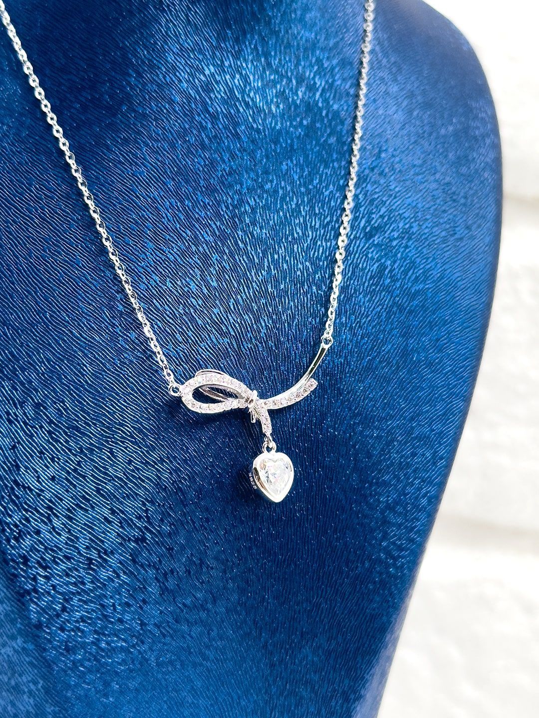 Kalpli Spor Kadın Gümüş Kolye - Kalpli Kolye