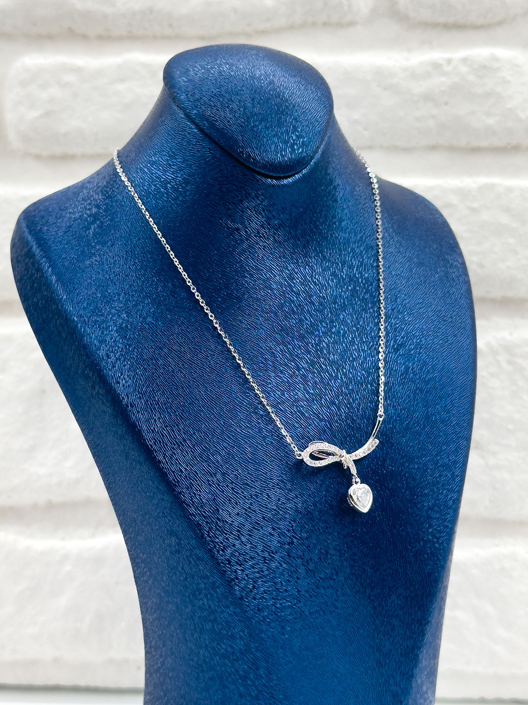 Kalpli Spor Kadın Gümüş Kolye - Kalpli Kolye