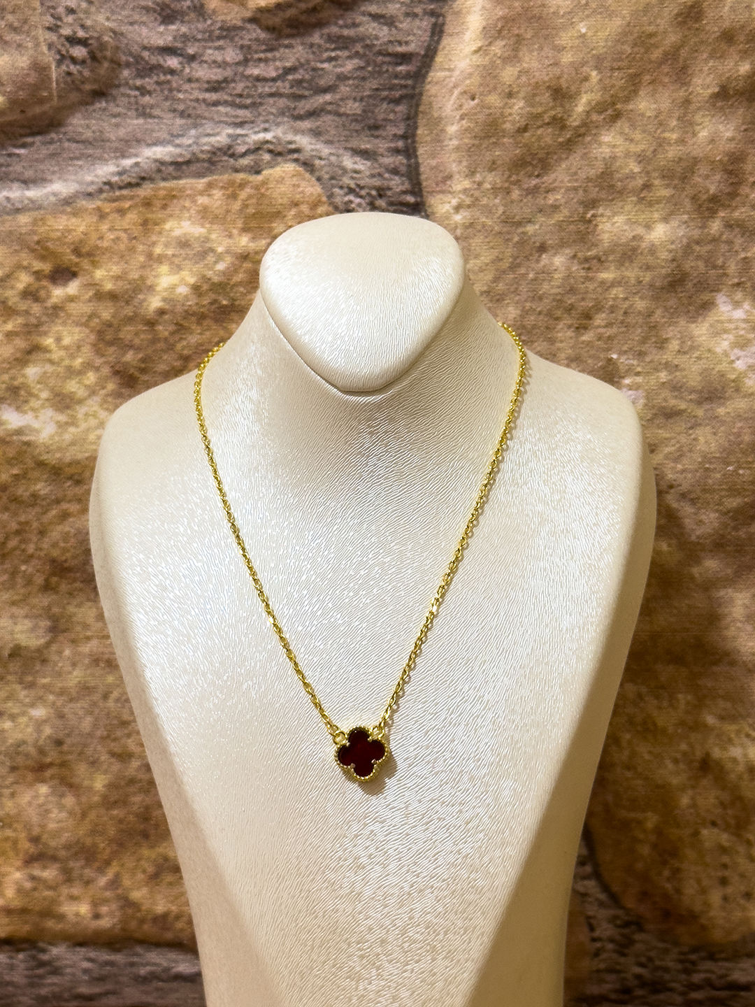 Gold Renk Bordo Onix Taşlı Yonca Kadın Gümüş Kolye