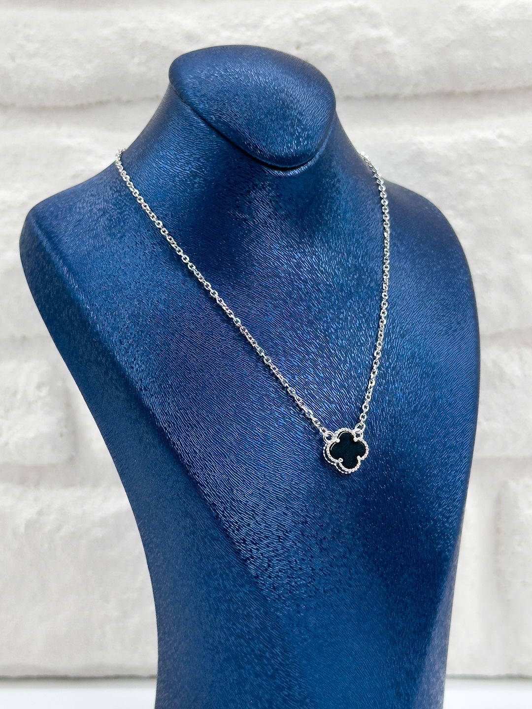 Tekli Onix Taşlı Yonca Kadın Gümüş Kolye