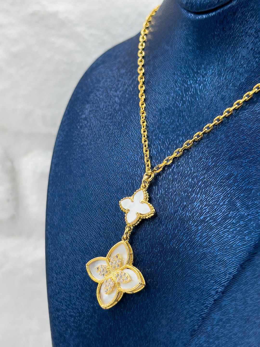 Gold Renk Tasarım Sedef Taşlı Kadın Gümüş Kolye