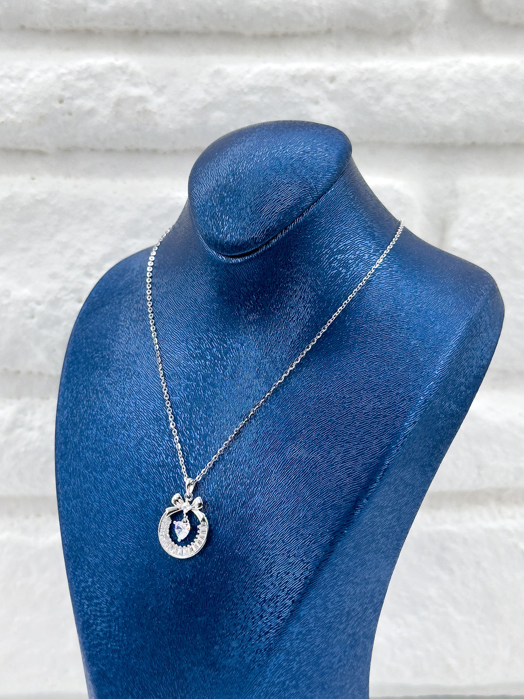 Özel Tasarım Fiyonk Kadın Gümüş Kolye