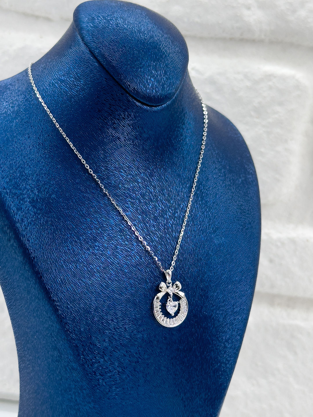 Özel Tasarım Fiyonk Kadın Gümüş Kolye