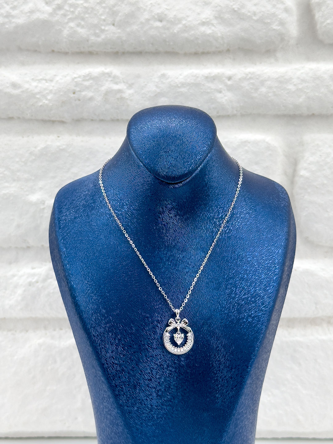 Özel Tasarım Fiyonk Kadın Gümüş Kolye