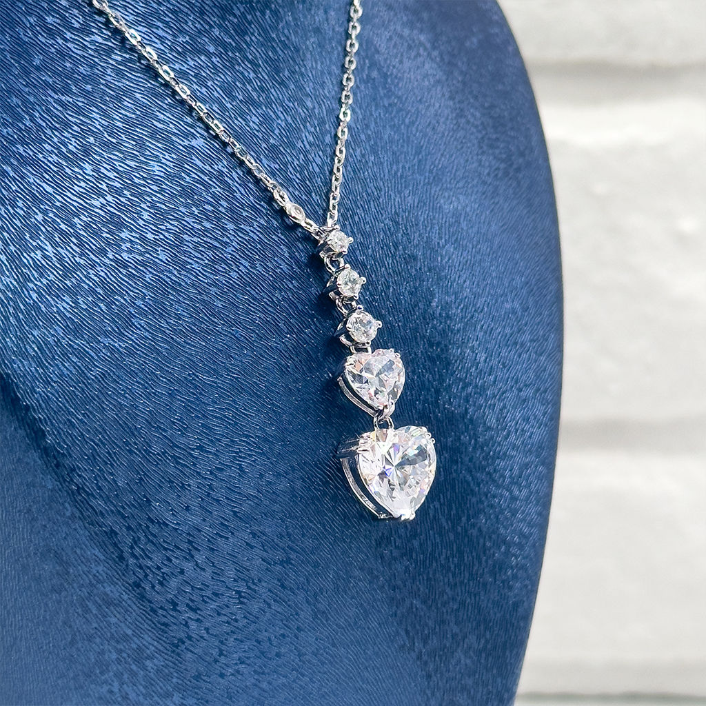 Tria Model Kalp Gümüş Kolye