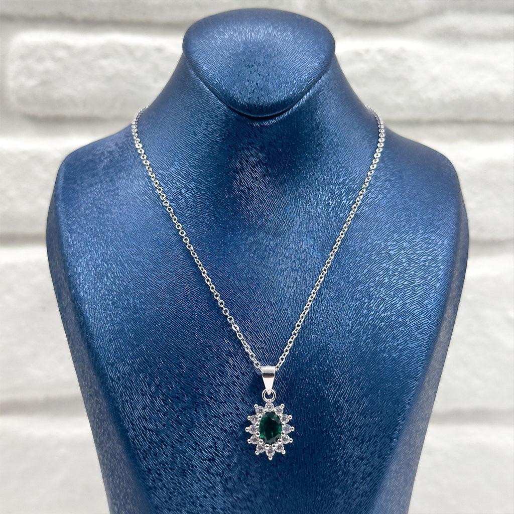 Kök Zümrüt Pırlanta Montür Gümüş Kolye