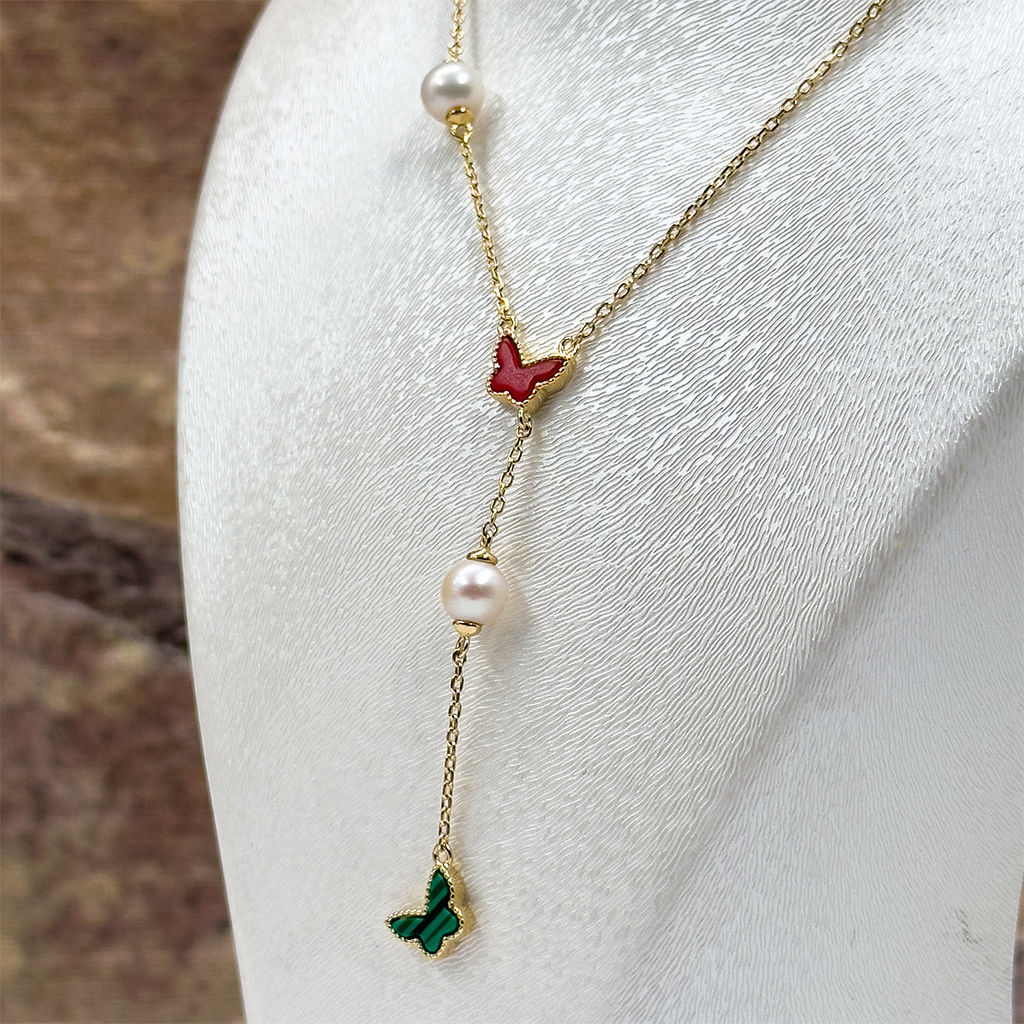 İncili Özel Seri Kelebek Mineli Gümüş Kolye