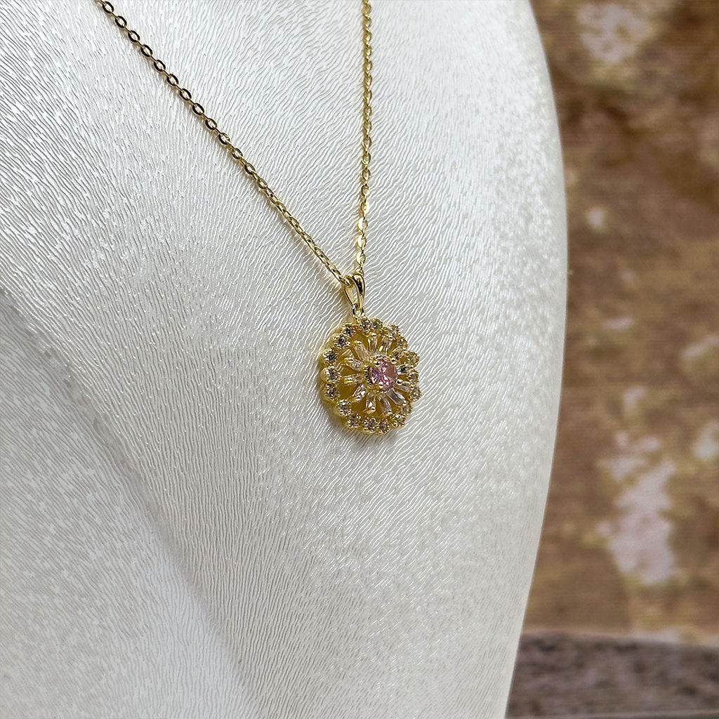 Gold Renk Tasarım Çiçek Gümüş Kolye