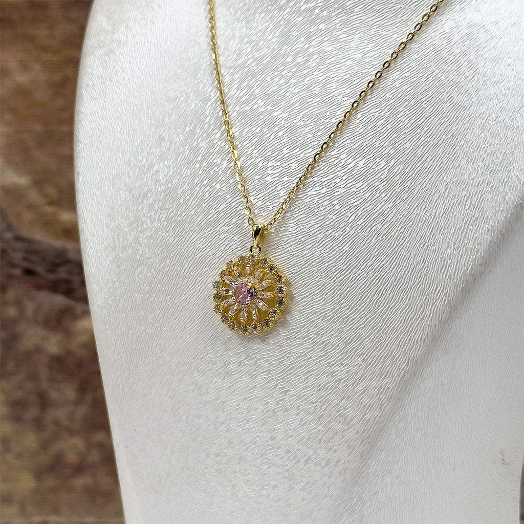 Gold Renk Tasarım Çiçek Gümüş Kolye