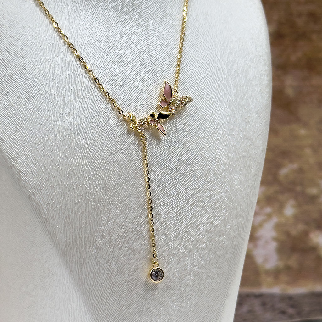 Pembe Kuvars Sıralı Tektaş Detaylı Gümüş Kolye