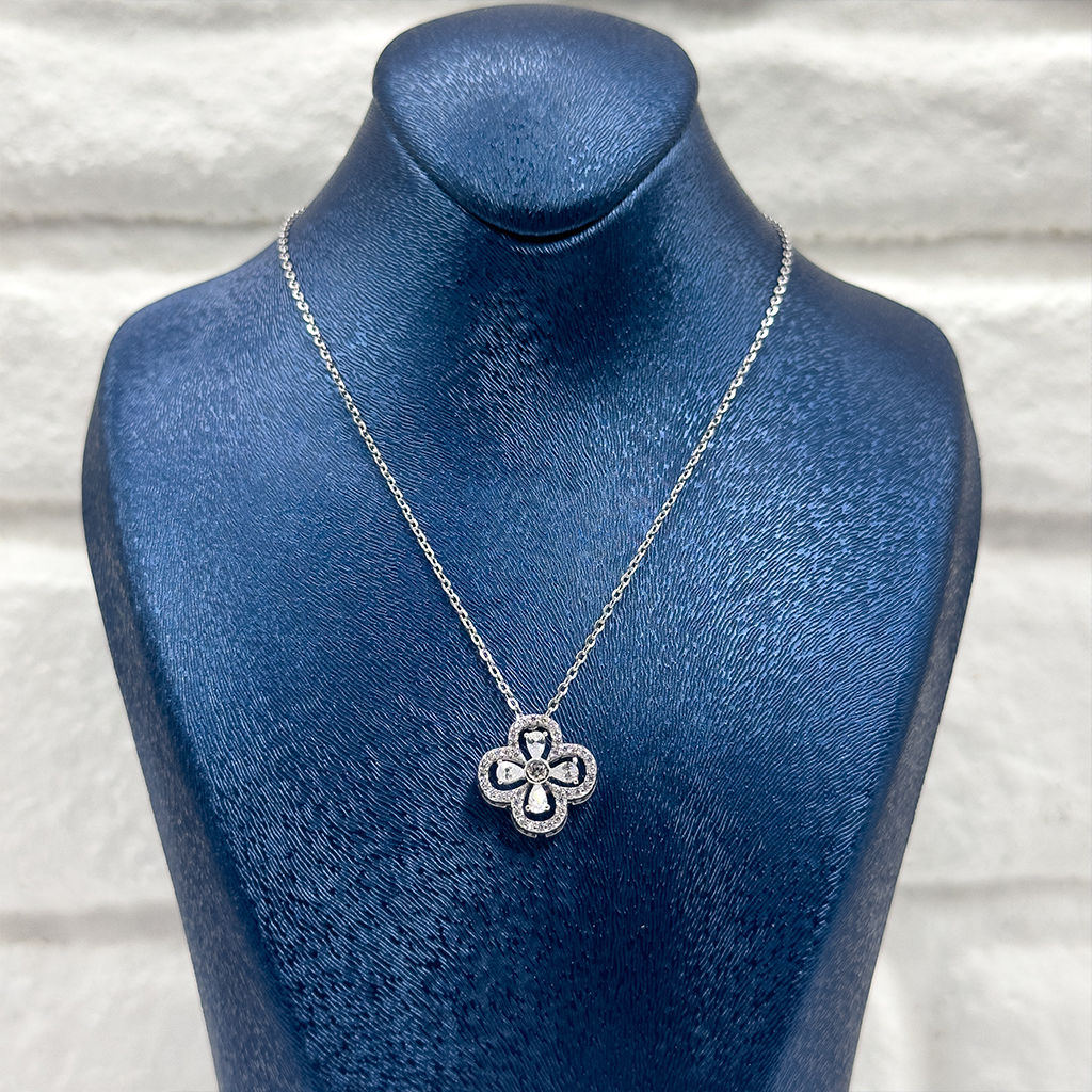 Damla Taşlı Yonca Gümüş Kolye