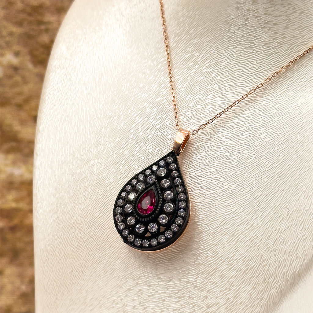 Rose Renk Elmas Montür Yakut Gümüş Kolye