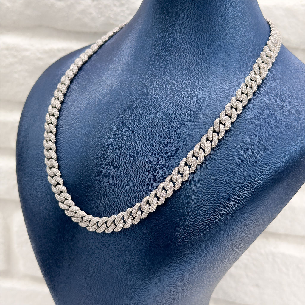 Taşlı Özel İşçilik Gurmet Gümüş Kolye