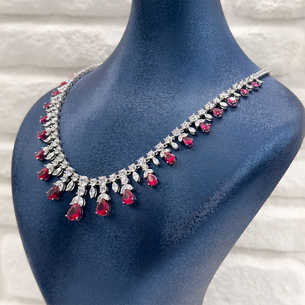 Pırlanta Montür Yakut Taşlı Gümüş Gerdanlık