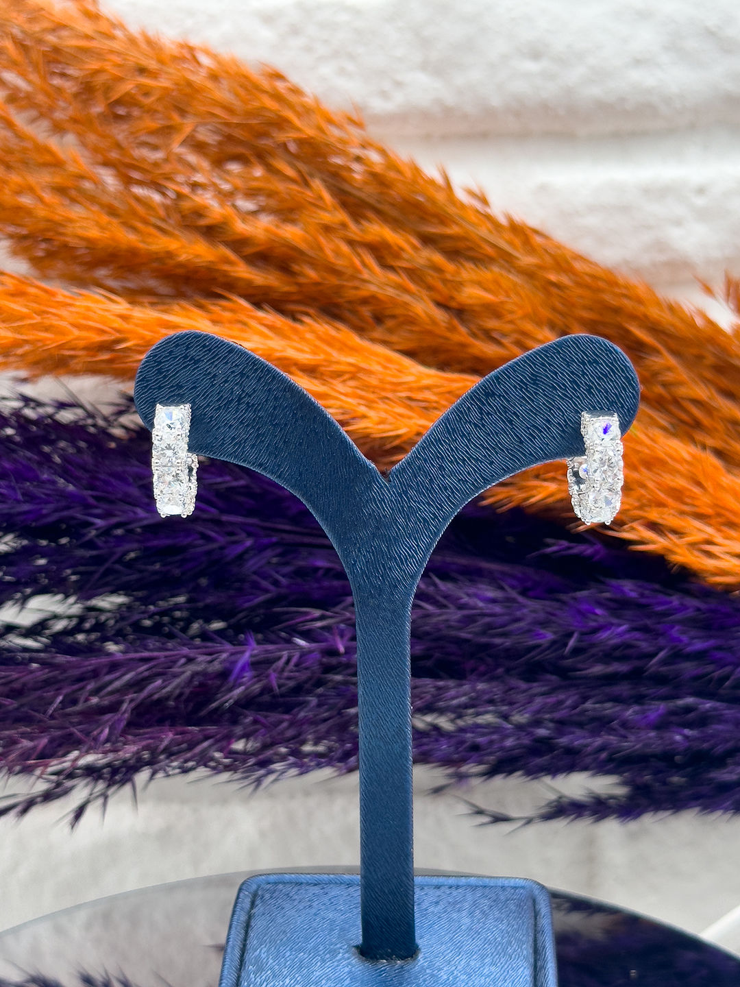 925 Ayar Gümüş Pırlanta İşçiliği Zirkon Taşlı Halka Trend Kadın Küpe