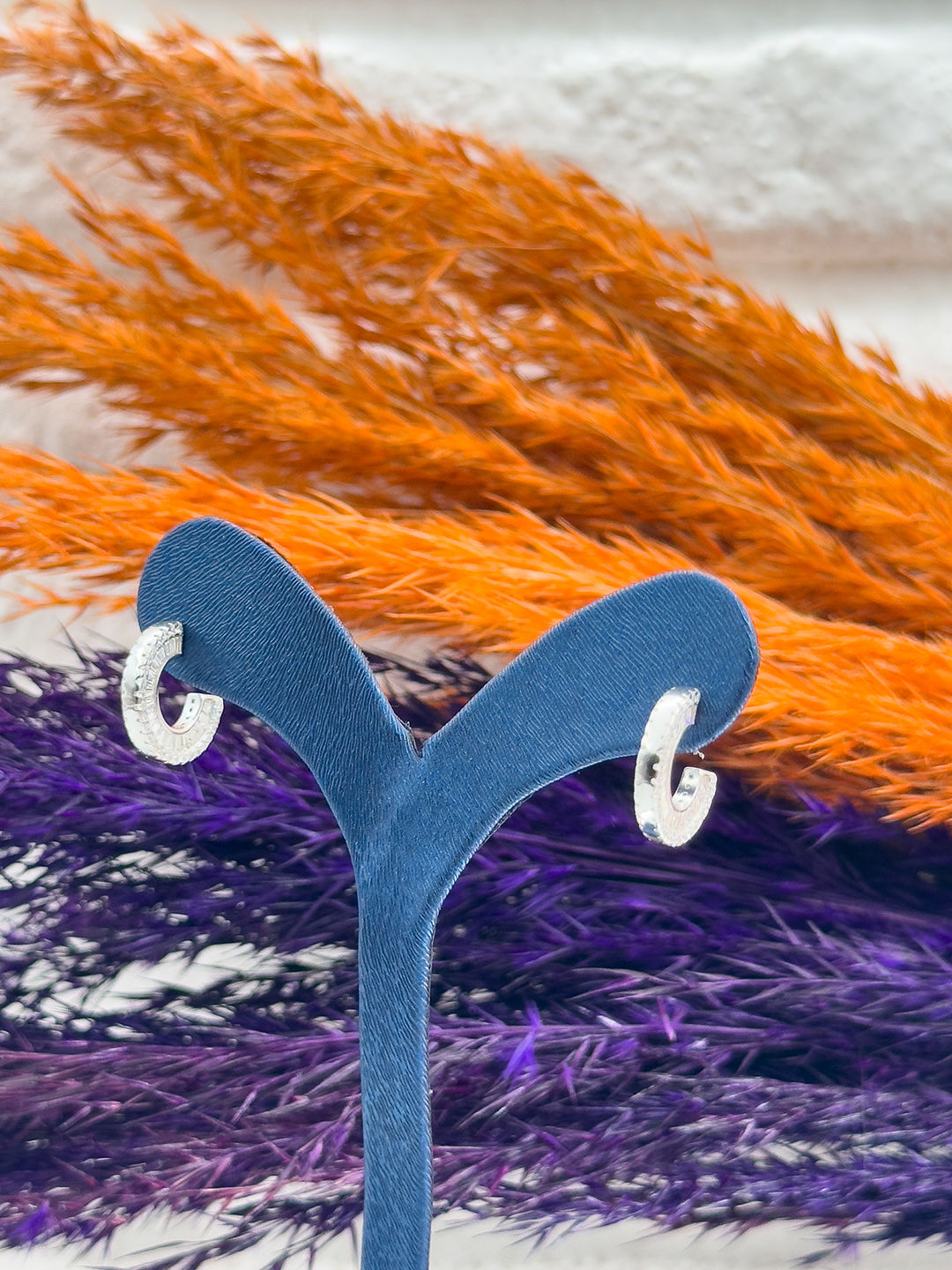 925 Ayar Gümüş Baget Taşlı Yarım Halka Zarif Kadın Küpe