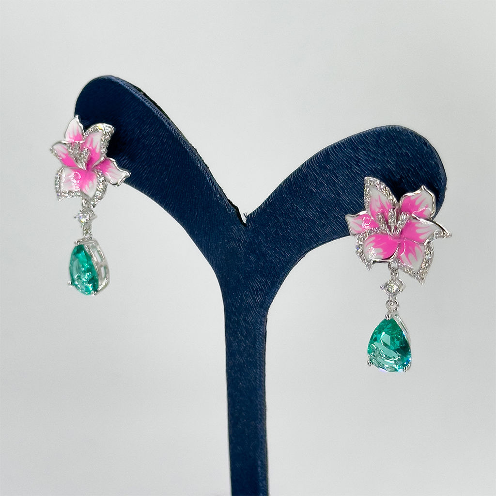 Özel Üretim Mineli Paraiba Taşlı Gümüş Küpe