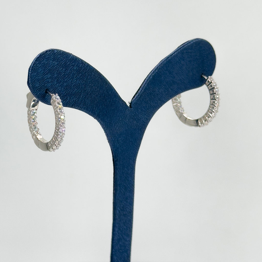 Sıra Taşlı Halka Gümüş Küpe