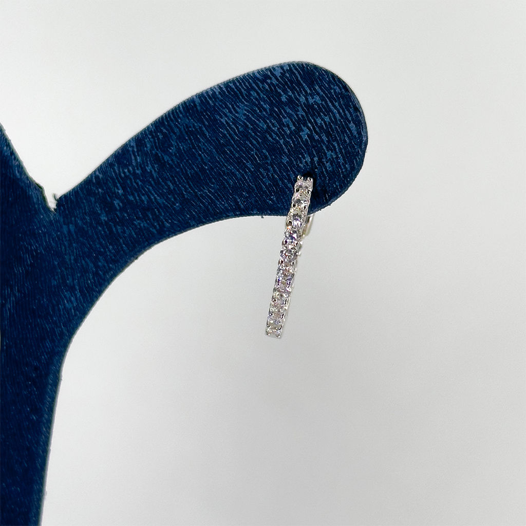 Sıra Taşlı Halka Gümüş Küpe