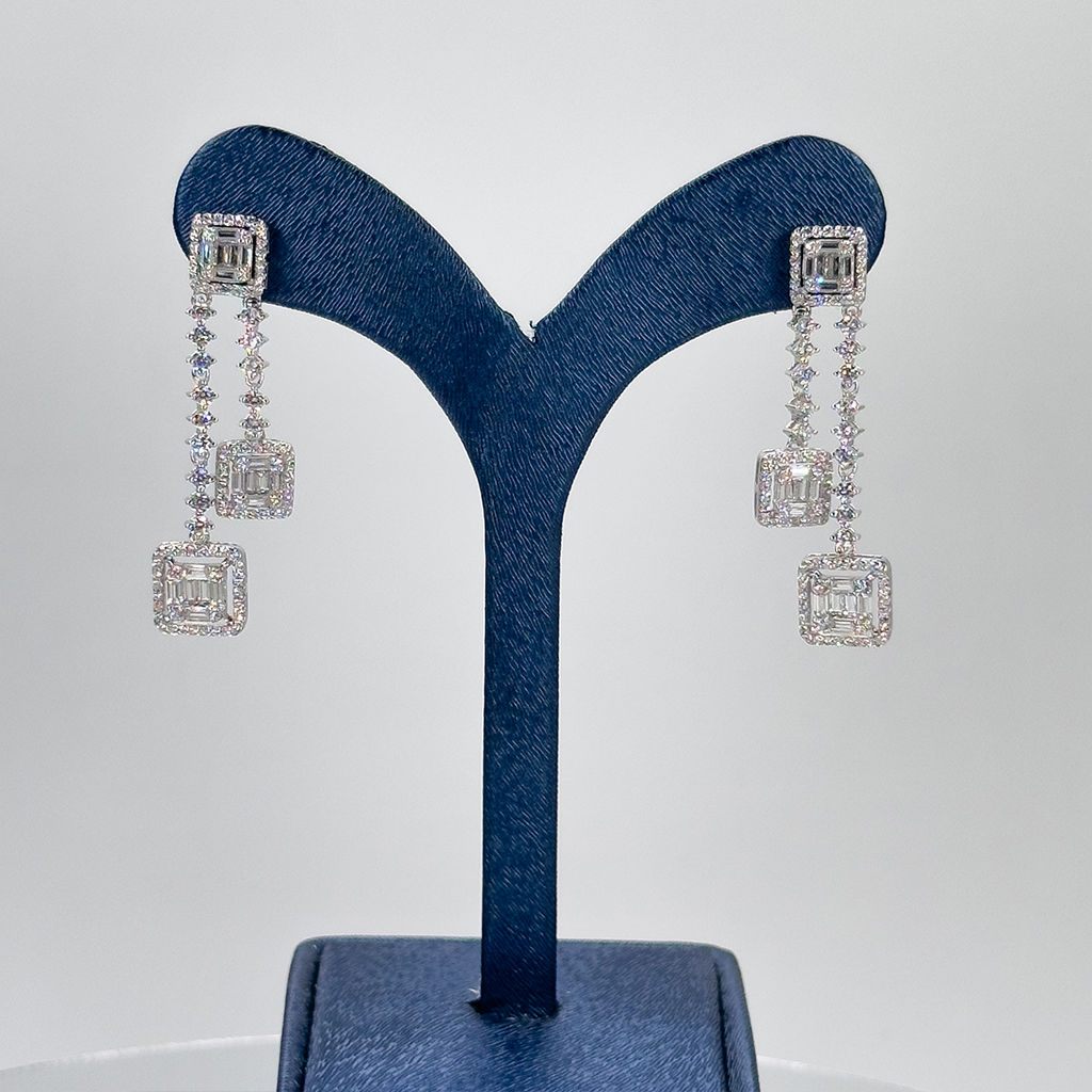 Pırlanta Montür Özel Seri Baget Gümüş Küpe