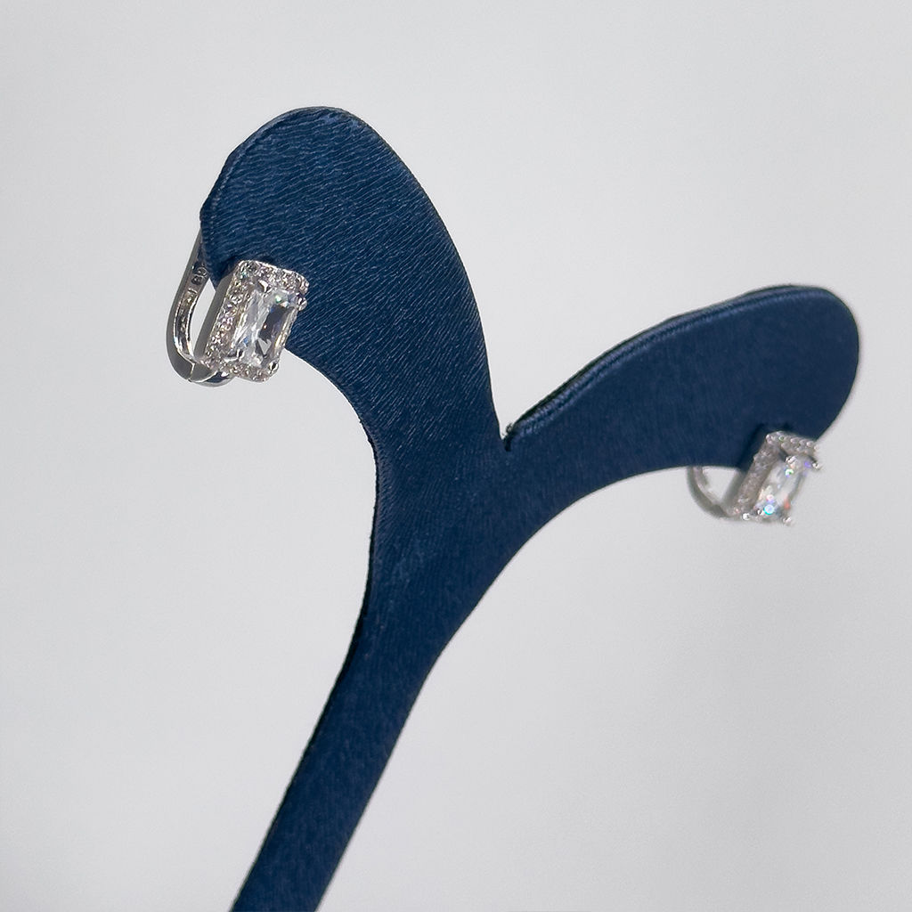 Baget Taşlı Sabit Gümüş Küpe