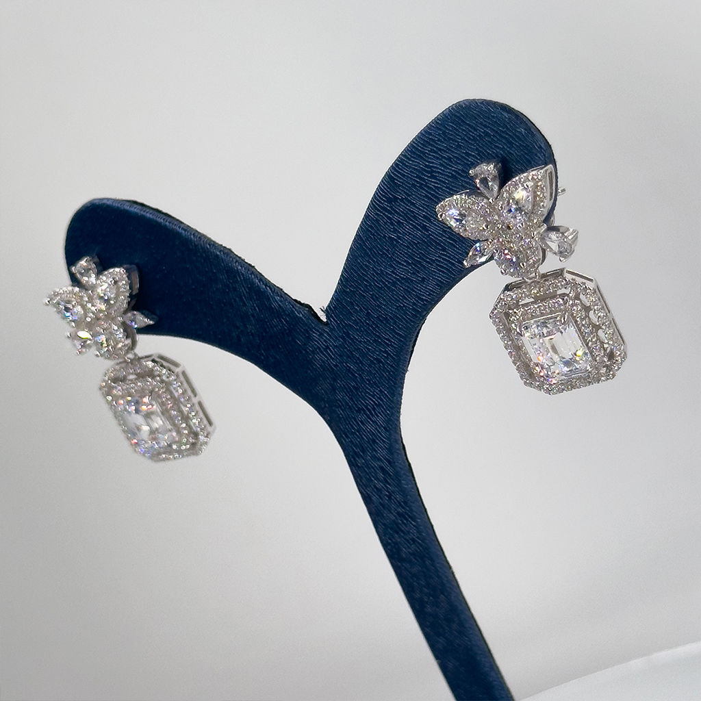 Baget Taşlı Özel Üretim Gümüş Küpe