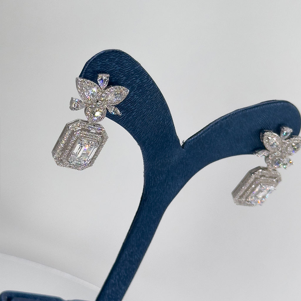 Baget Taşlı Özel Üretim Gümüş Küpe