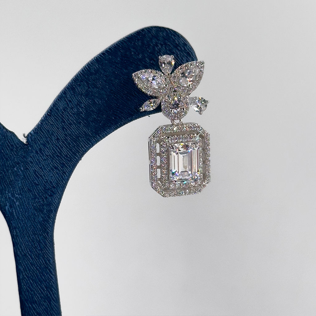 Baget Taşlı Özel Üretim Gümüş Küpe