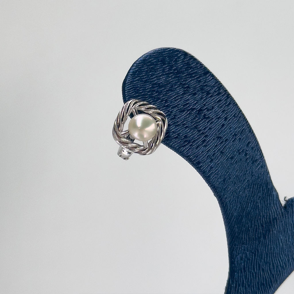 İncili Top Gümüş Küpe