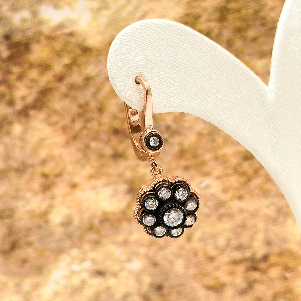 Elmas Montür Gül Gümüş Küpe