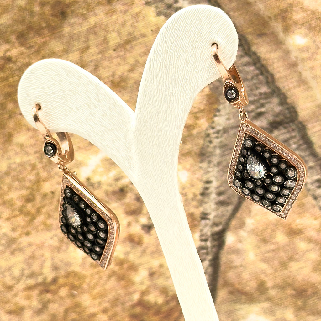 Elmas Montür Özel Üretim Gümüş Küpe