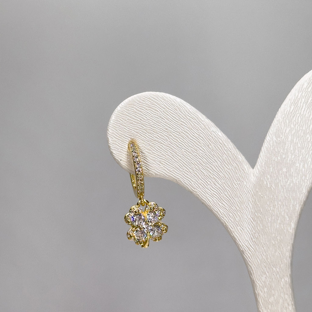 Gold Renk Yonca Gümüş Küpe