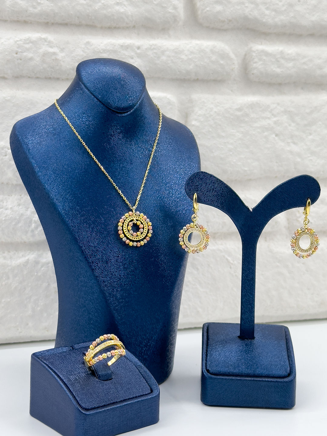 Üç Renkli Dorika Model Kadın Gümüş Set Takımı