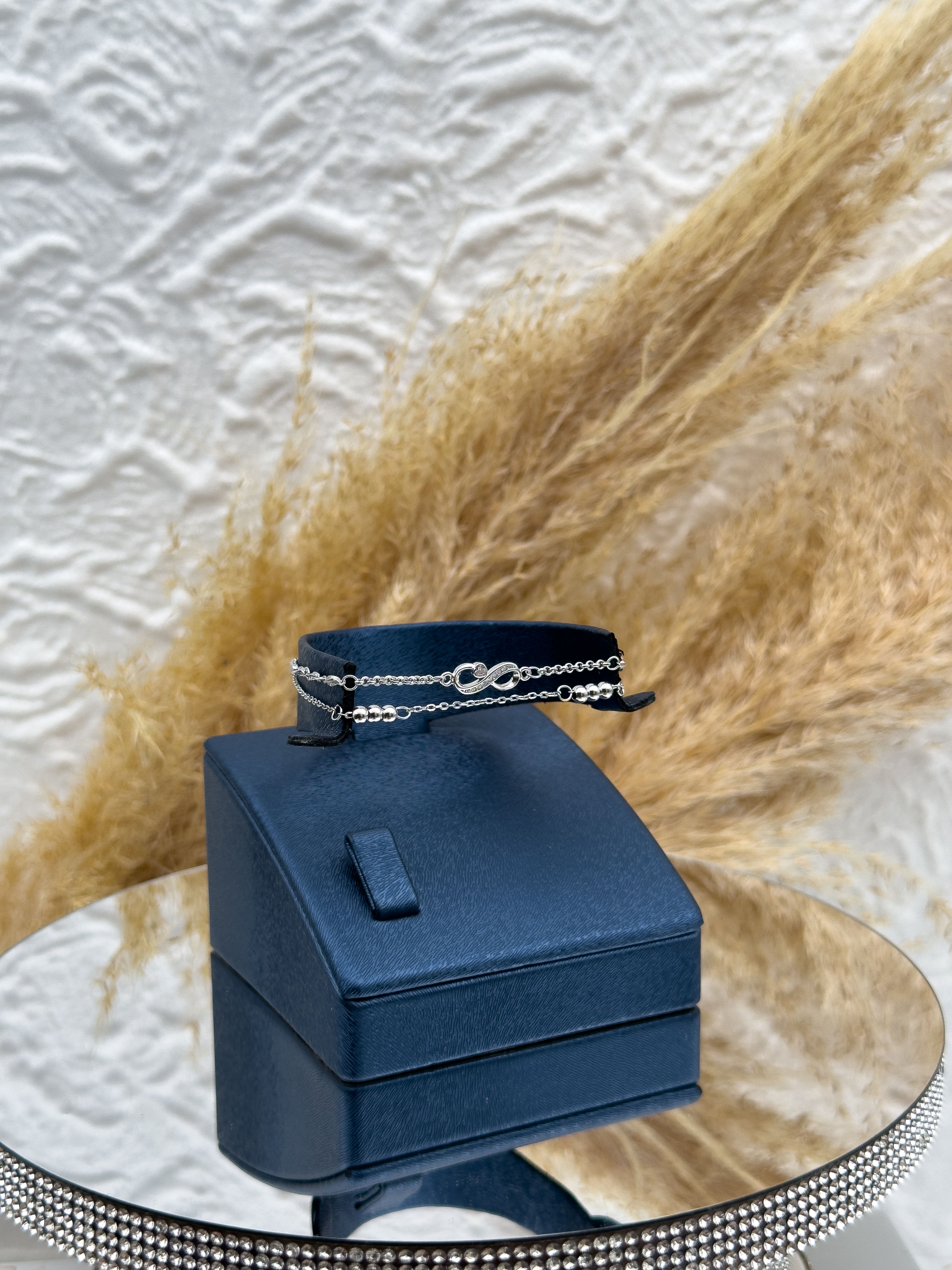 925 Ayar Gümüş Dorikalı Sonsuzluk Figürlü Spor Kadın Bileklik – Anlamlı, Şık ve Günlük Kullanıma Uygun