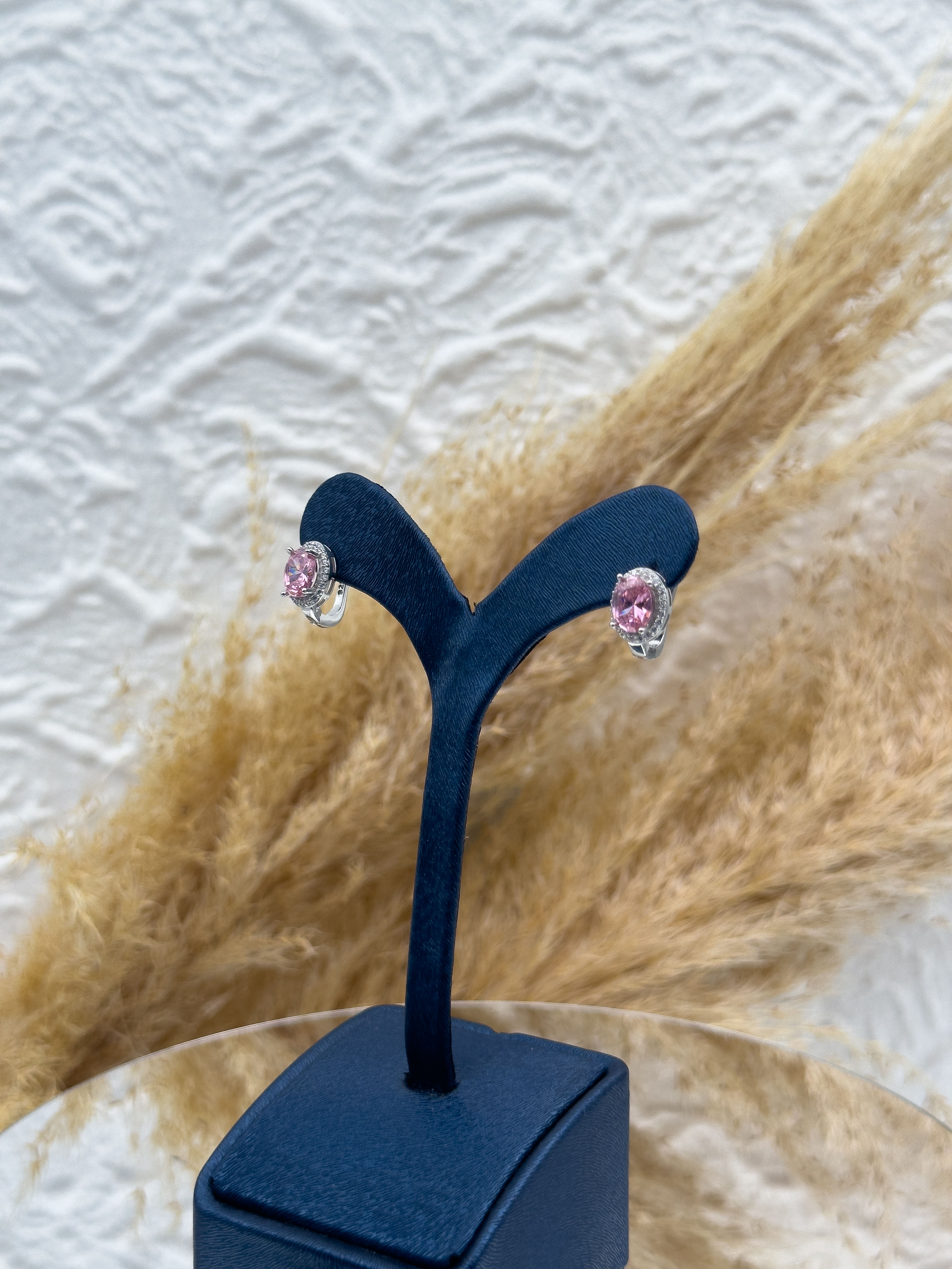 925 Ayar Gümüş Pembe Kuvars Taşlı Günlük Kullanım Kadın Küpe – Zarif ve Şık Tasarım