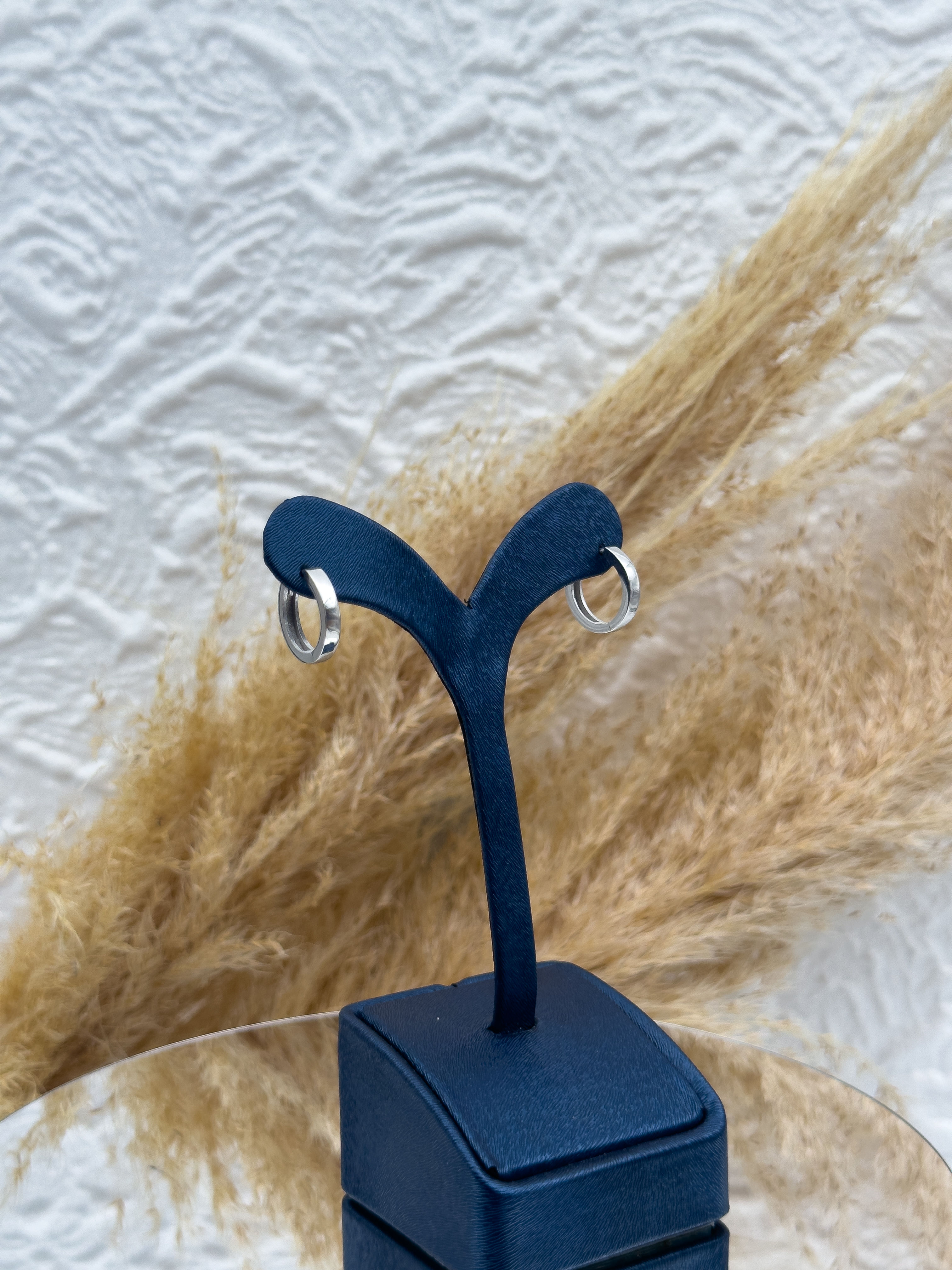 925 Ayar Gümüş Düz Kesim Taşsız Spor Halka Küpe – Minimal Günlük Kadın Küpe