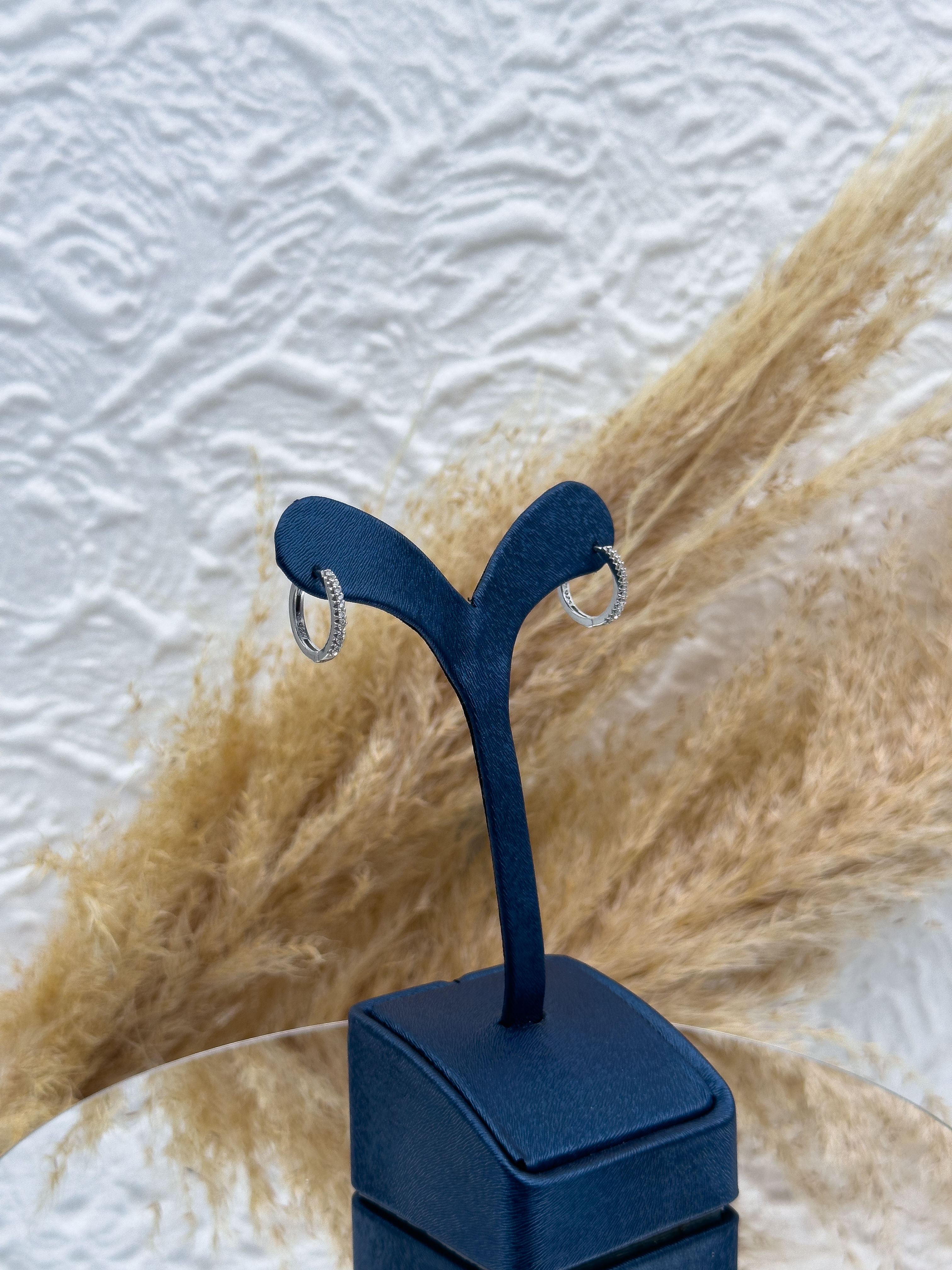 925 Ayar Gümüş Minimal Halka Zirkon Taşlı Kadın Küpe – Günlük Kullanım